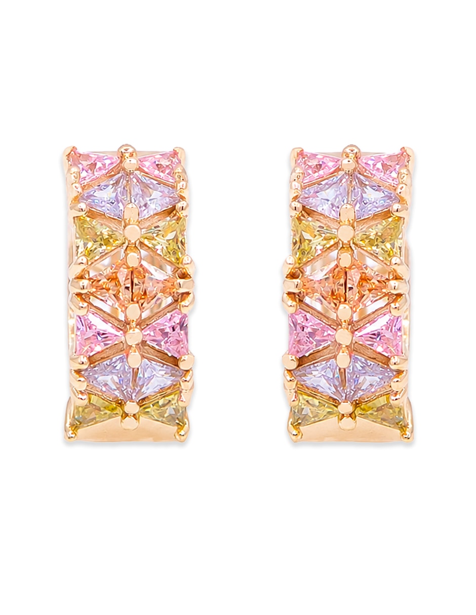 Aretes cortos de acero inoxidable con acabado chapa de oro zirconia Aretes cortos de acero inoxidable con acabado chapa de oro zirconia