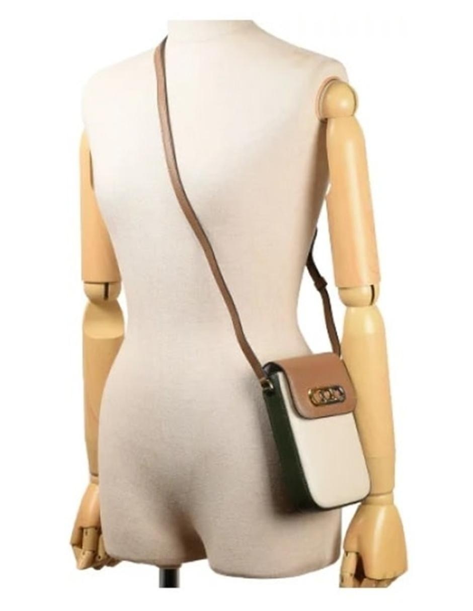 Bolsa crossbody de piel para mujer 6