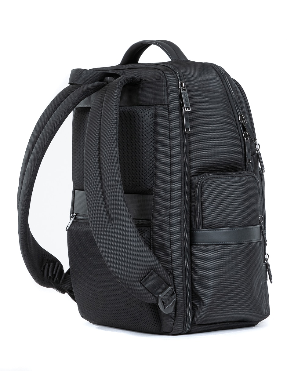 Mochila con portalaptop Travel Republic impermeable unisex