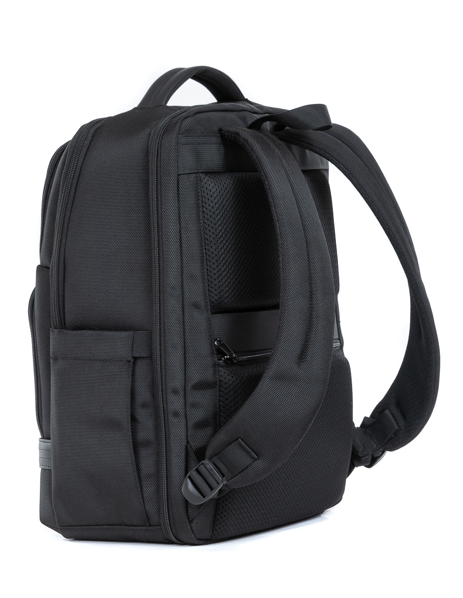 Mochila con portalaptop Travel Republic impermeable unisex