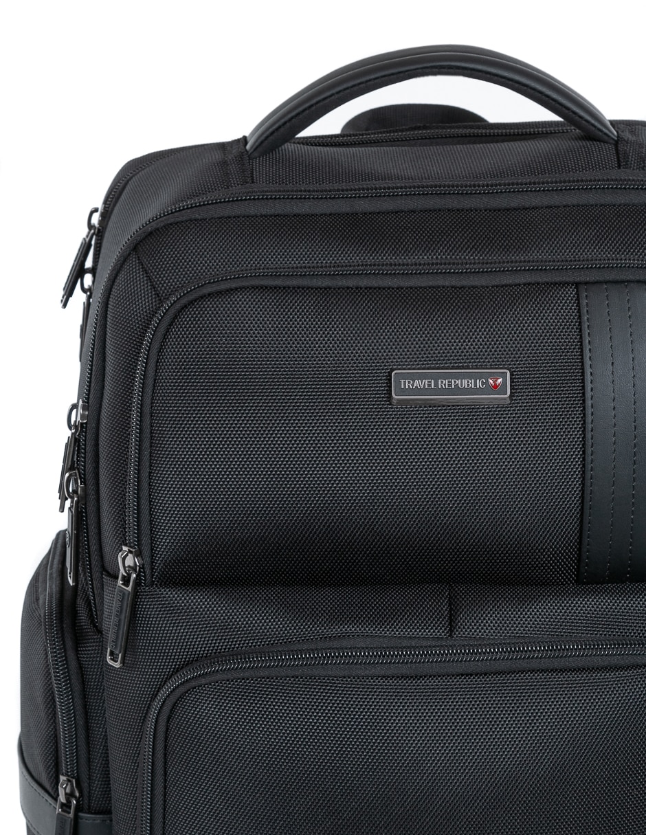 Mochila con portalaptop Travel Republic impermeable unisex
