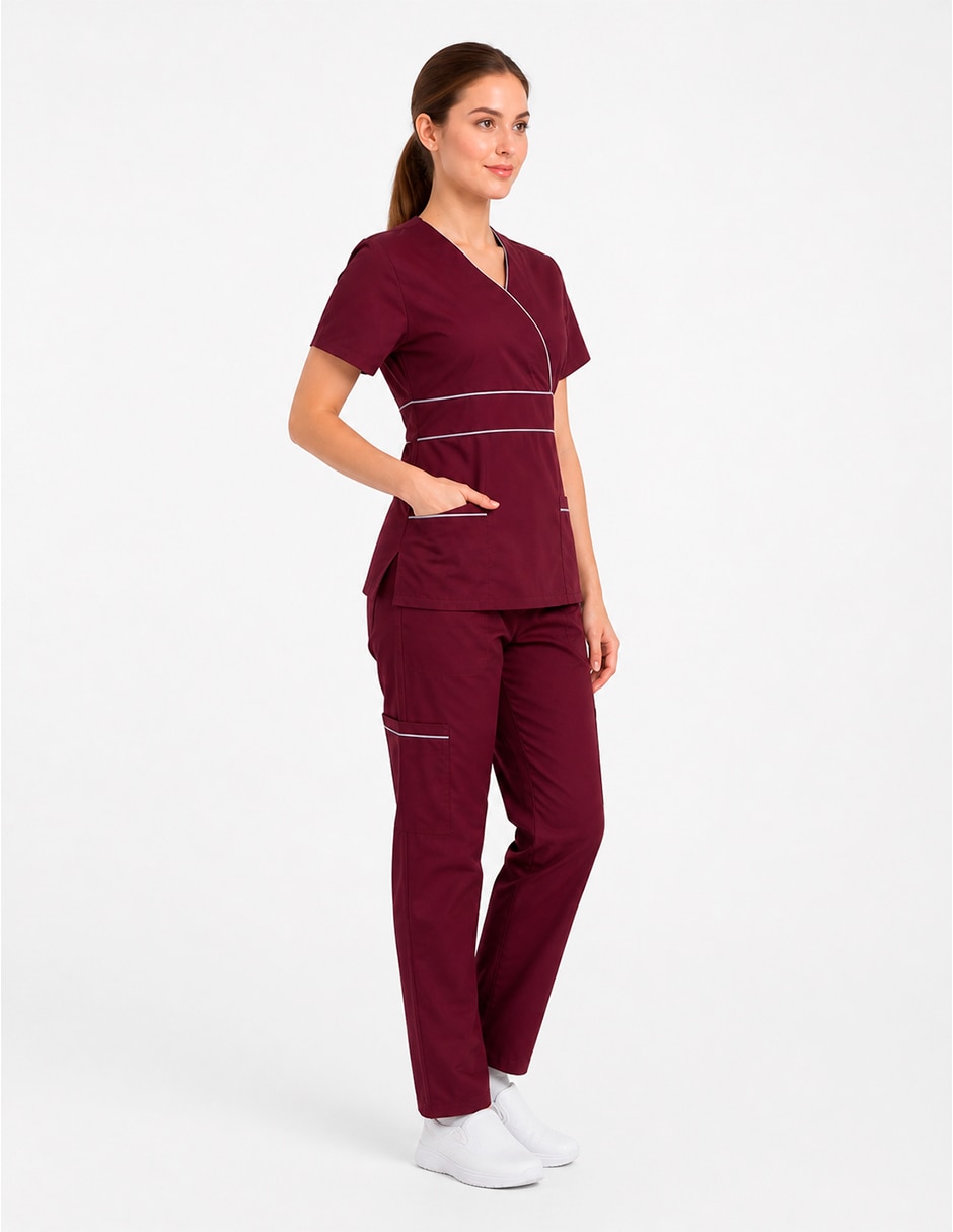 Pijama quirúrgica estilo relajado para mujer 2