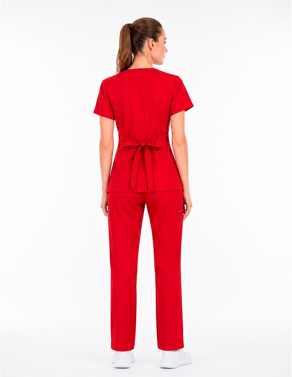 Pijama quirúrgica estilo relajado para mujer 4