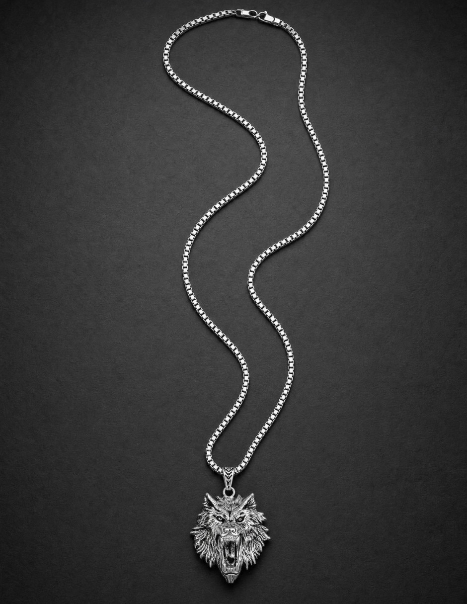 Collar con dije de cabeza de Lobo Chulada Black
