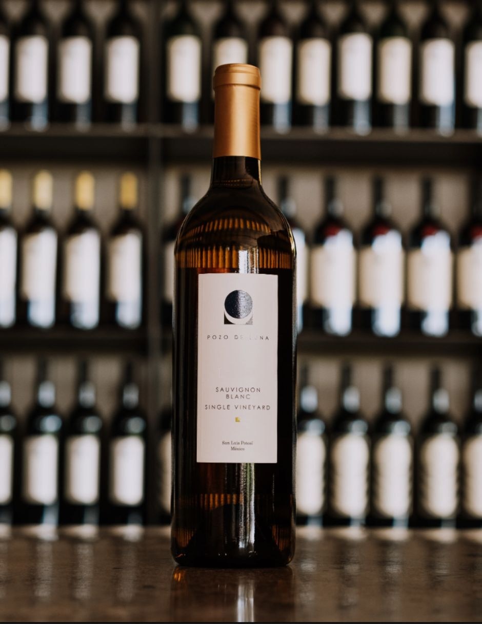 Vino blanco Sauvignon Blanc Wineroots México