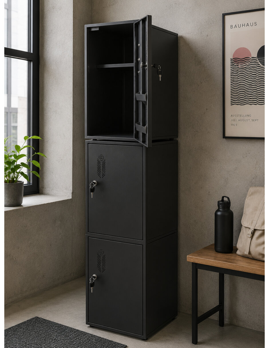 Locker 3