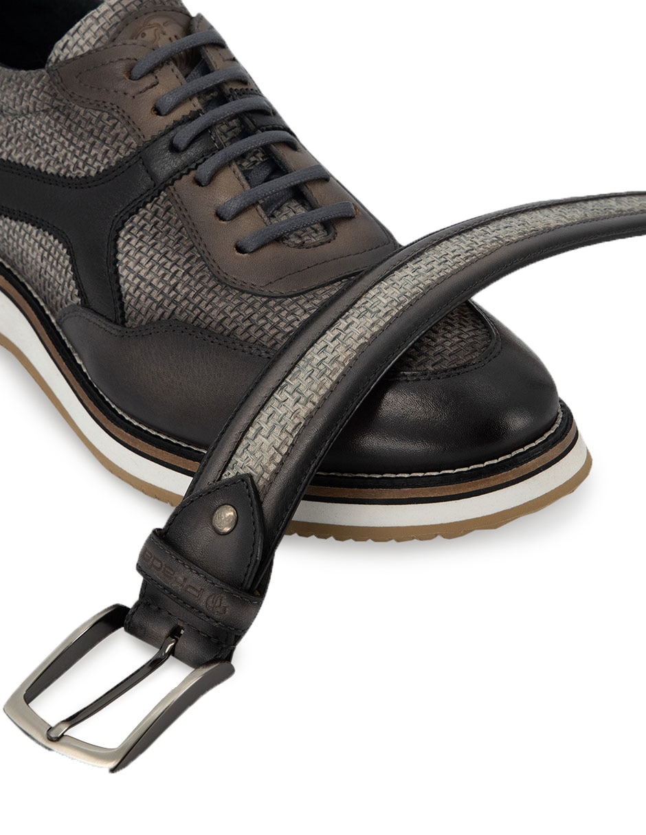 Zapato oxford Prada para hombre