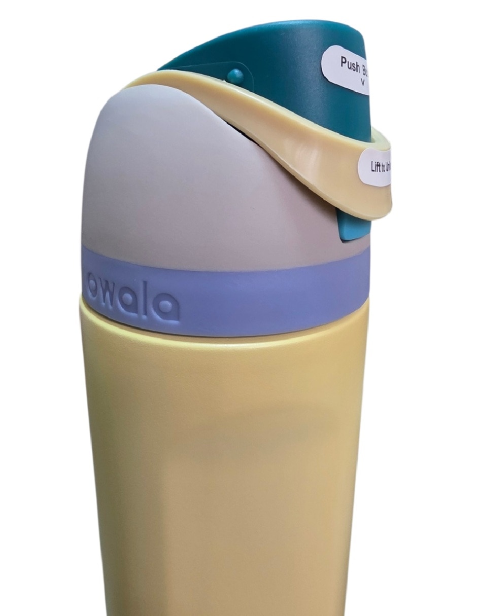 Termo Owala de acero inoxidable Freesip 24a con tapa rosca 710 ml