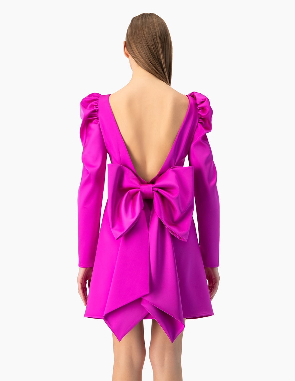Vestido arriba rodilla fiesta Ivonne Couture escote espalda abierta