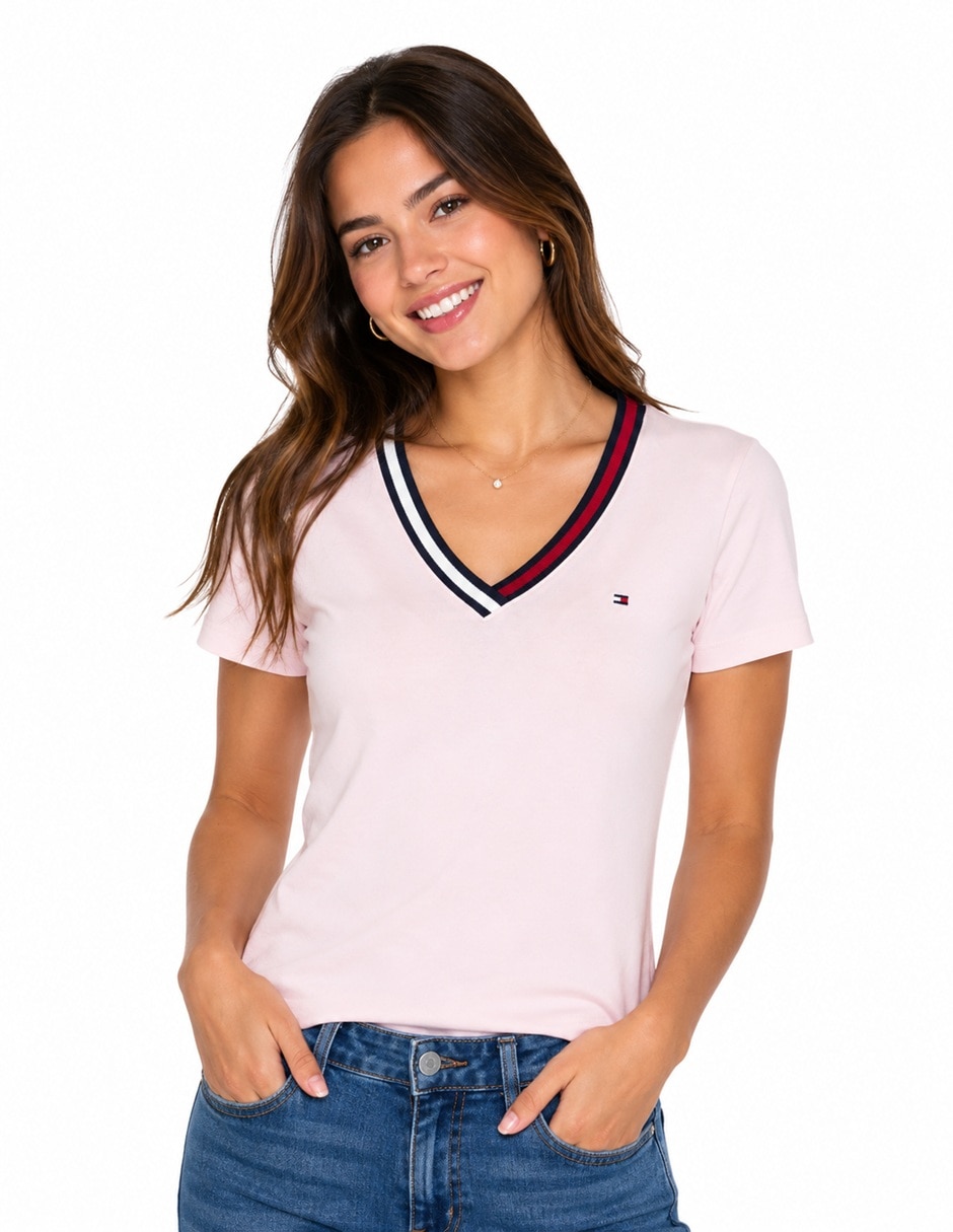 Playera manga corta Tommy Hilfiger cuello V para mujer