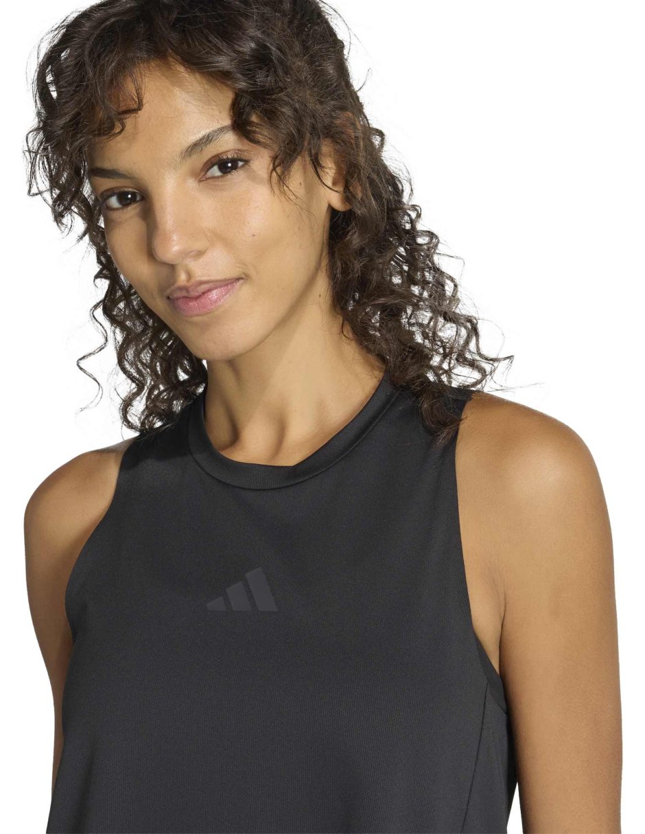 Tank top para entrenamiento de mujer 5