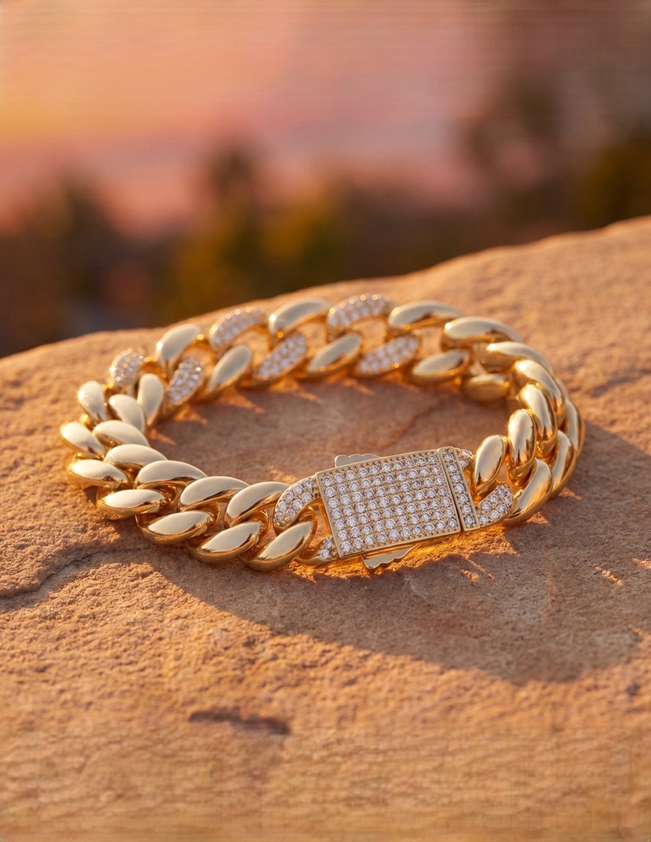 Pulsera 18 k con acabado 4