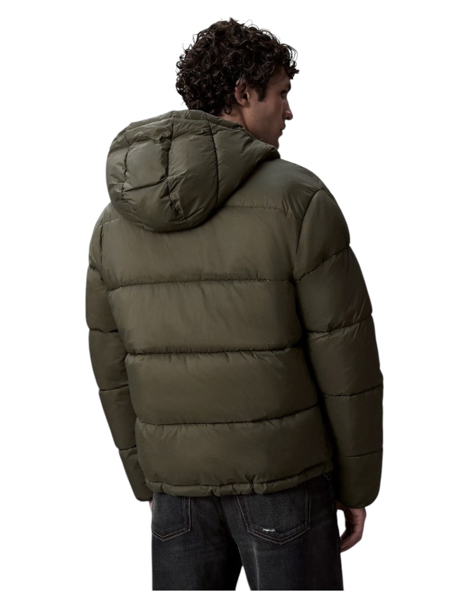 Chamarra acolchada calvin klein sí de nylon con capucha para hombre