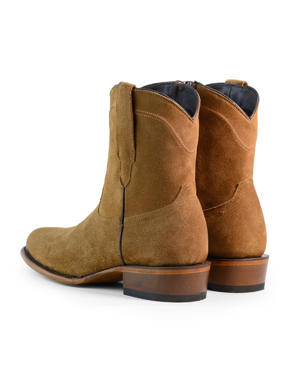 Bota para hombre 4