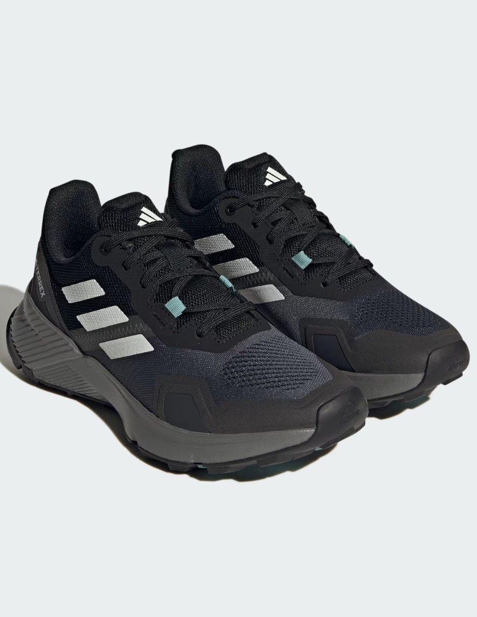 Tenis de piel Adidas terrex soulstride de mujer para montañismo y senderismo