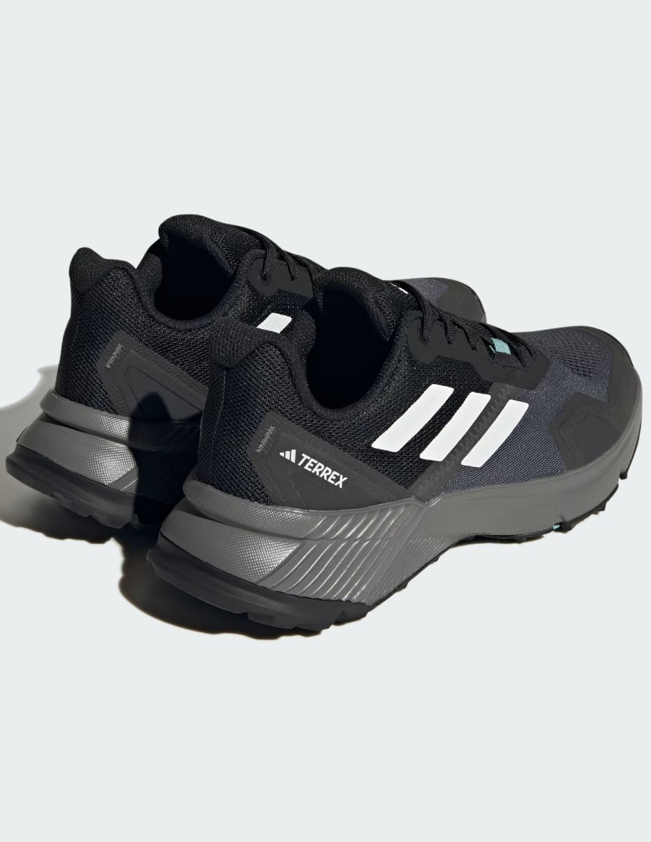 Tenis de piel Adidas terrex soulstride de mujer para montañismo y senderismo