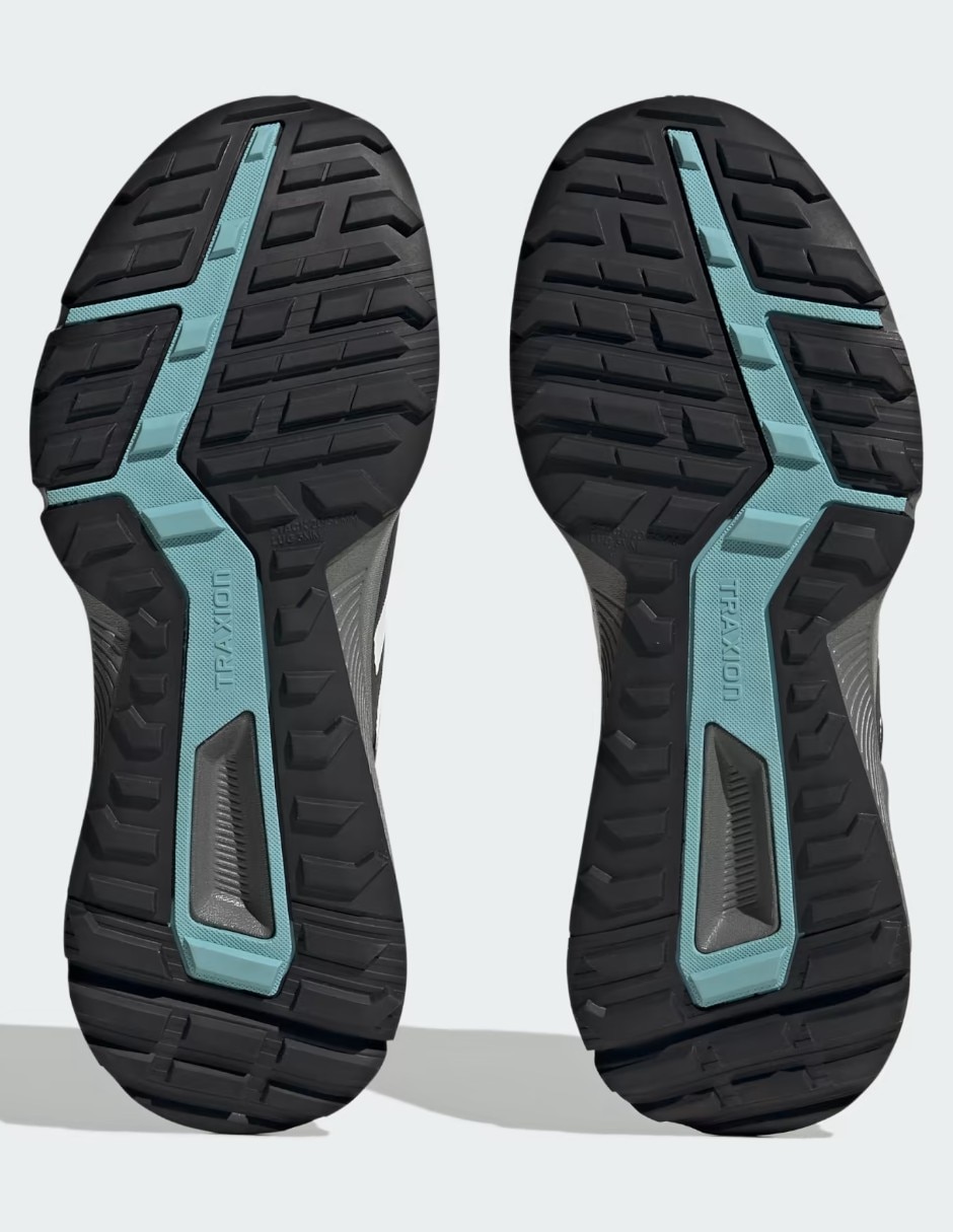 Tenis de piel Adidas terrex soulstride de mujer para montañismo y senderismo