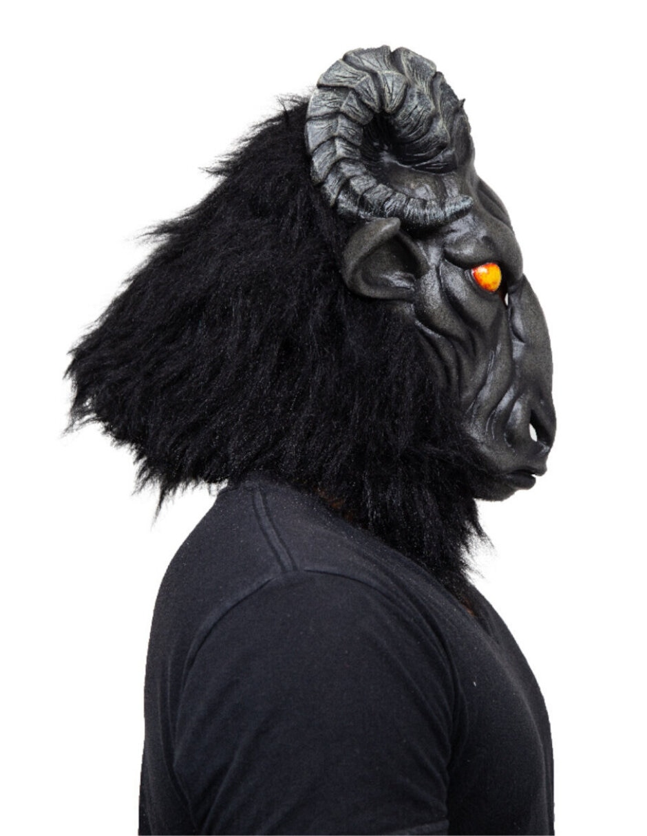 Máscara para disfraz de baphomet 6