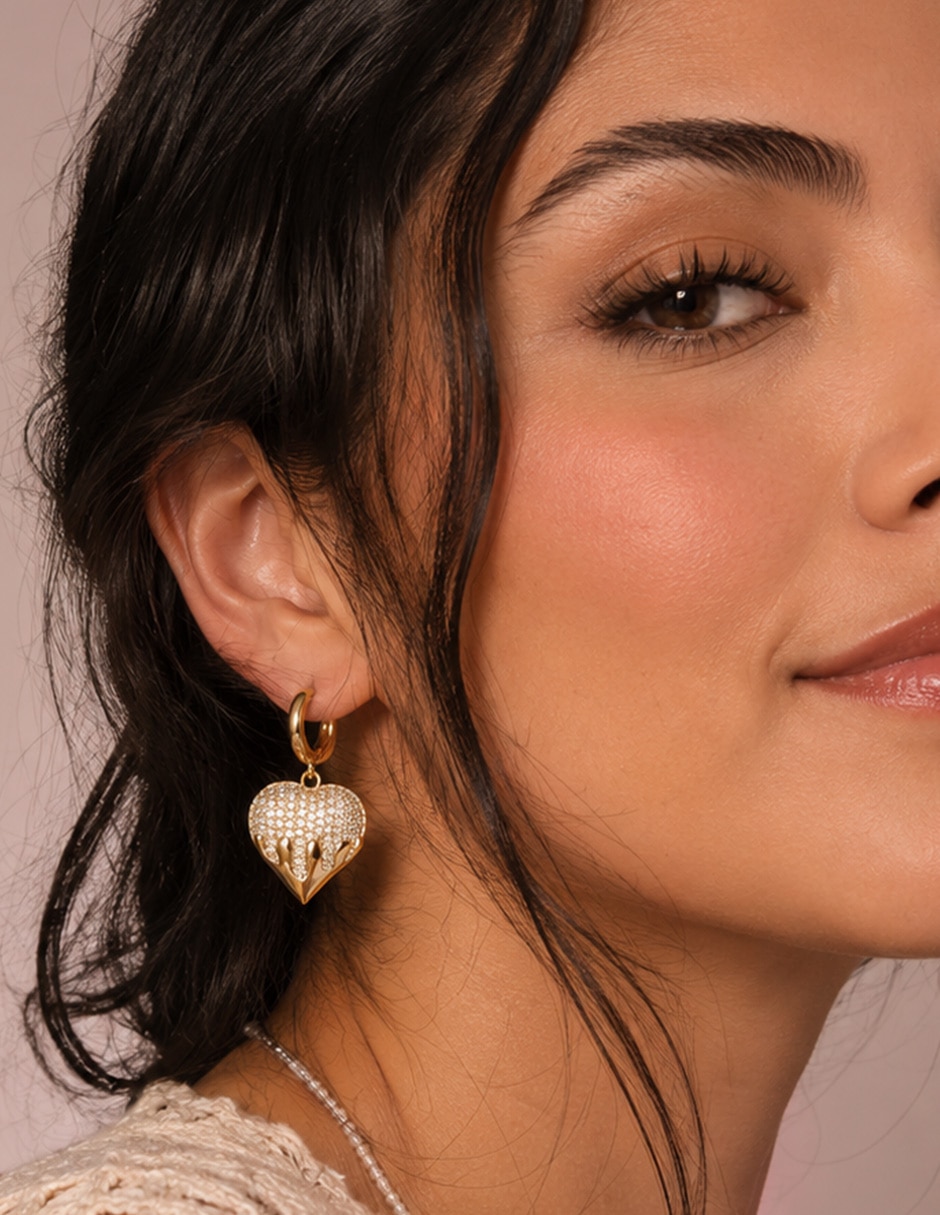 Aretes largos de corazón Glacé con acabado baño de oro zirconia 3