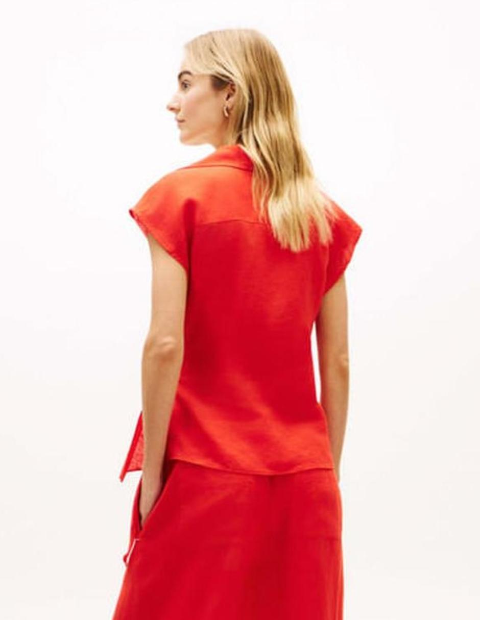 Playera cuello V para mujer 4