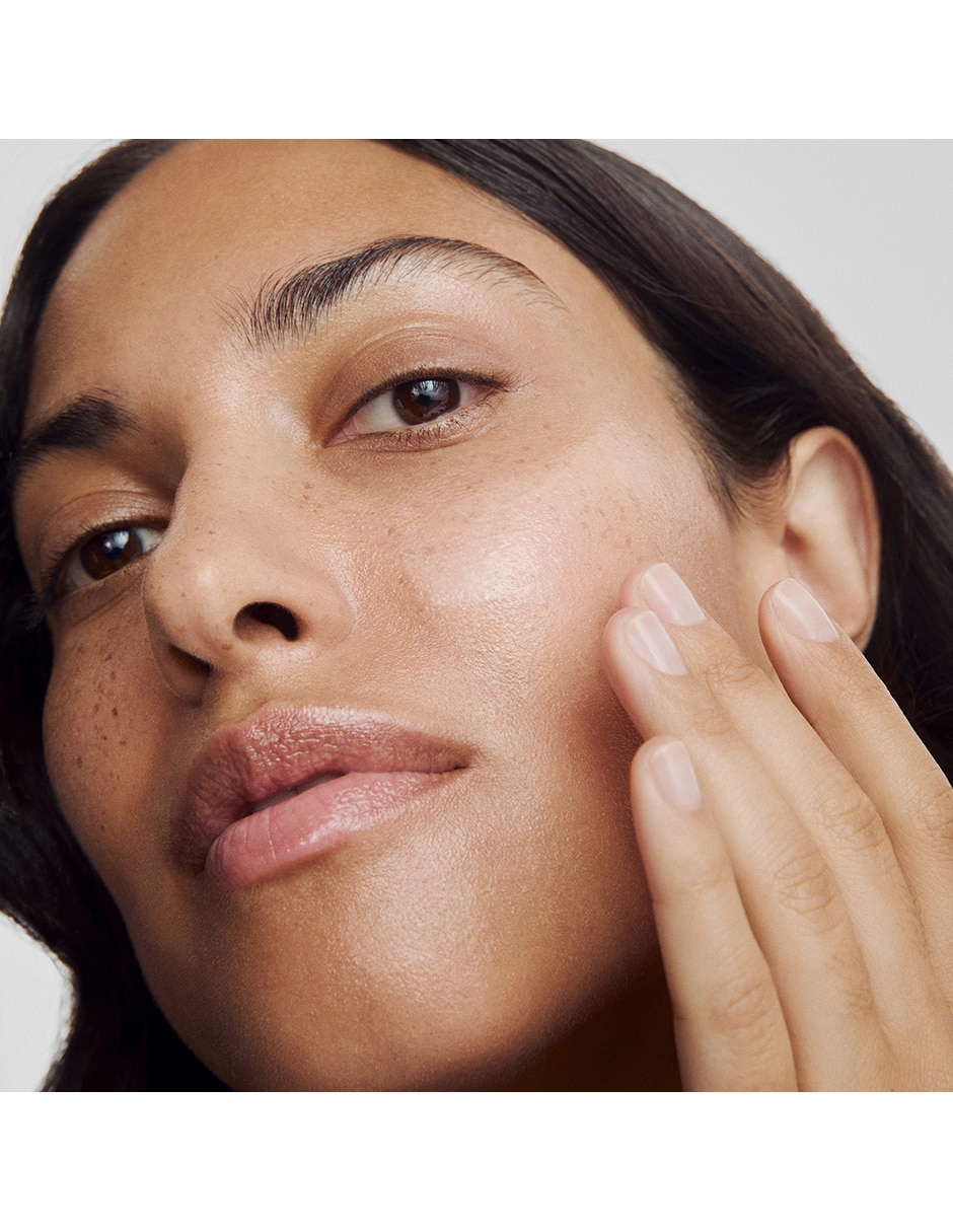 Sérum facial Illuminating Face Serum Inglot para todo tipo piel