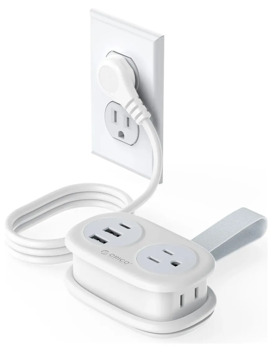 Multicontacto Genérica de 2 salidas y 2 puertos USB