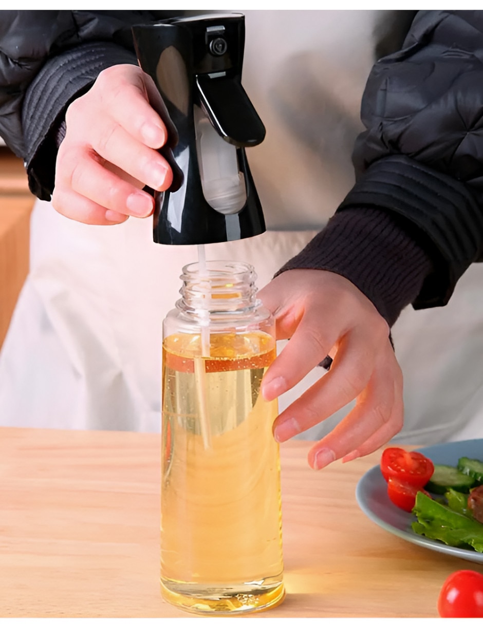 Aceitera de plástico 3