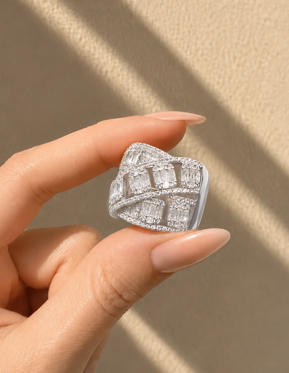 Anillo Yoiko zirconia baño de rodio