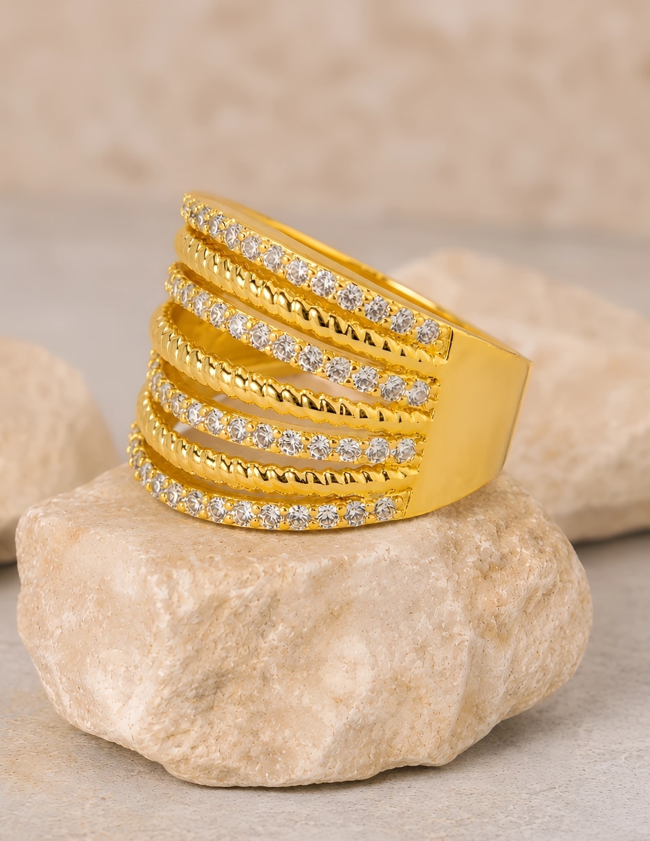 Anillo Yoiko zirconia baño de oro 18 k