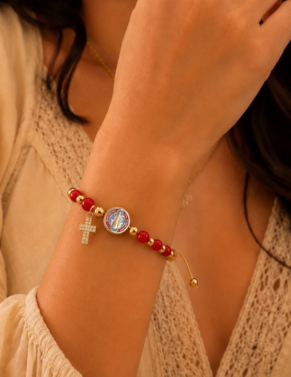 Pulsera yoiko con zirconia rubí