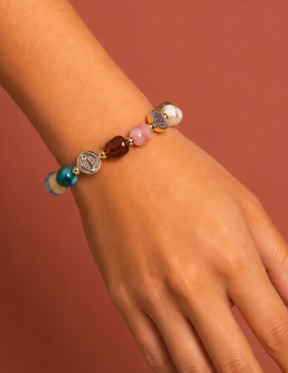 Pulsera con resina san benito arcoíris 3