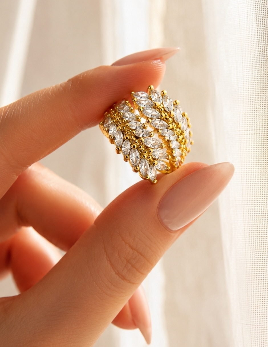 Anillo de hoja yoiko éclat zirconia baño de oro
