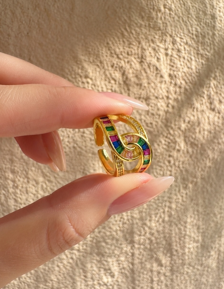 Anillo yoiko iris zirconia baño de oro