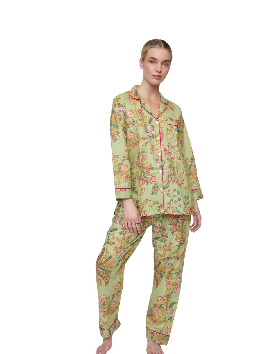 Conjunto pijama para mujer Conjunto pijama para mujer