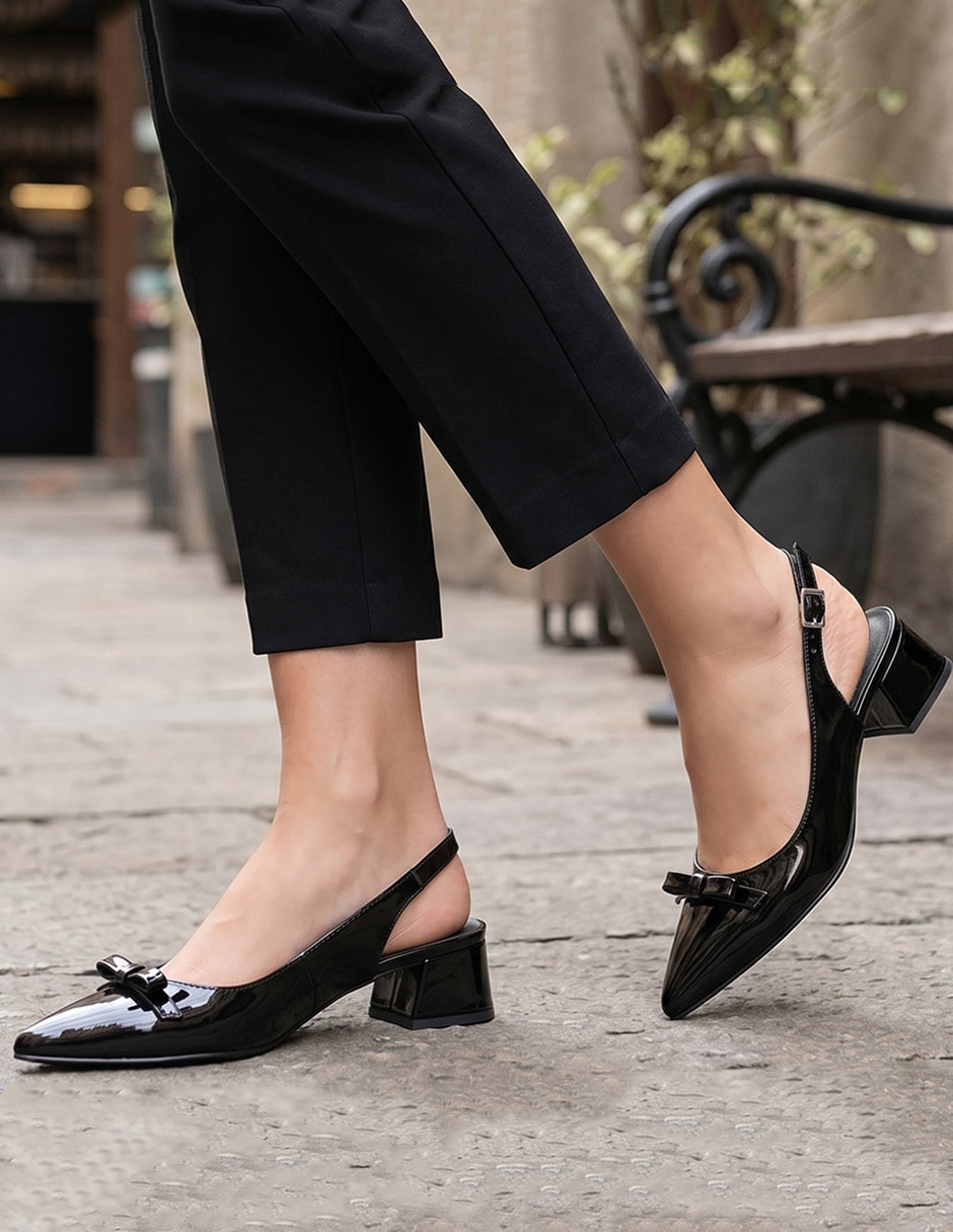 Zapatilla charol 7