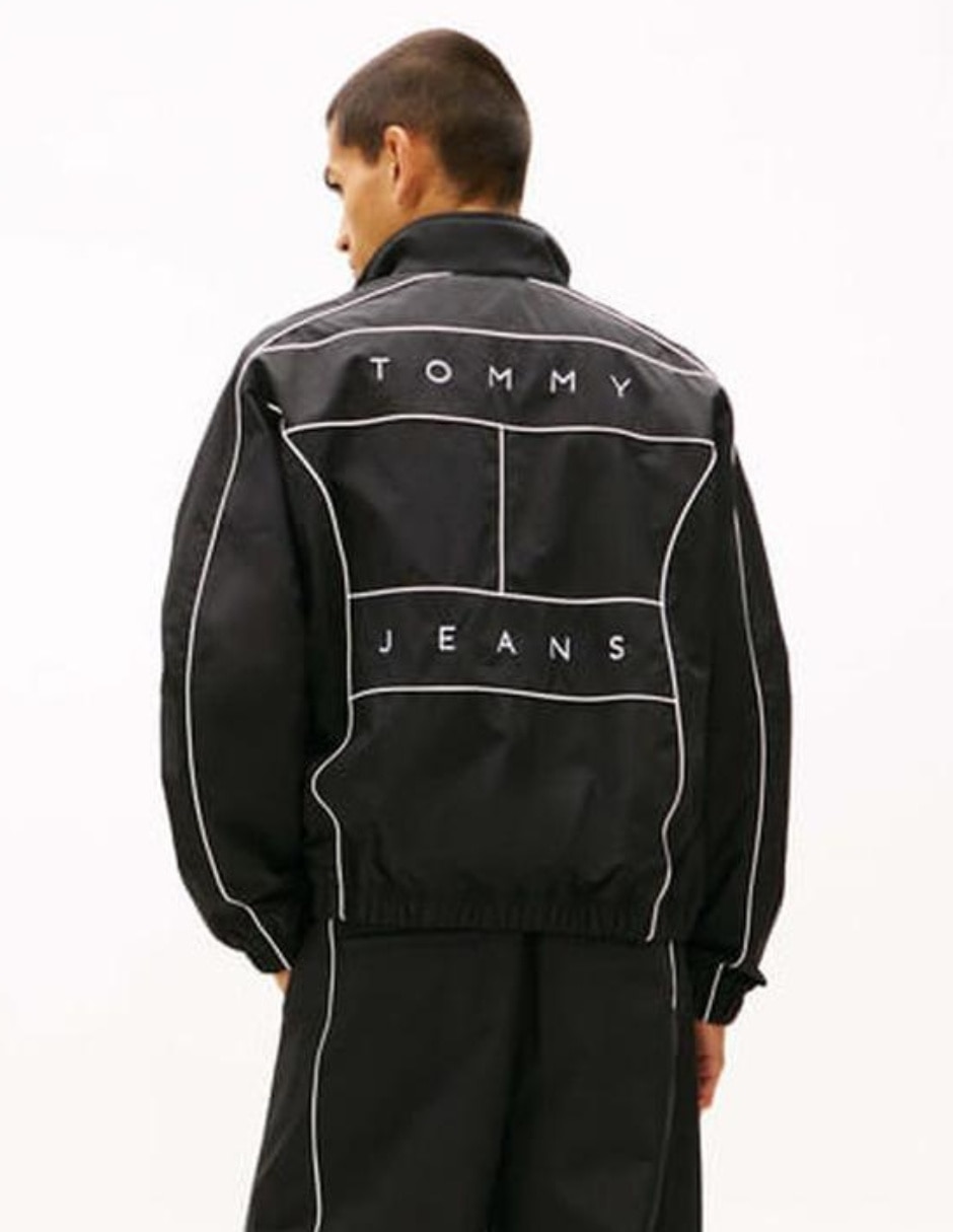 Chamarra casual tommy jeans repelente al agua de nylon para hombre