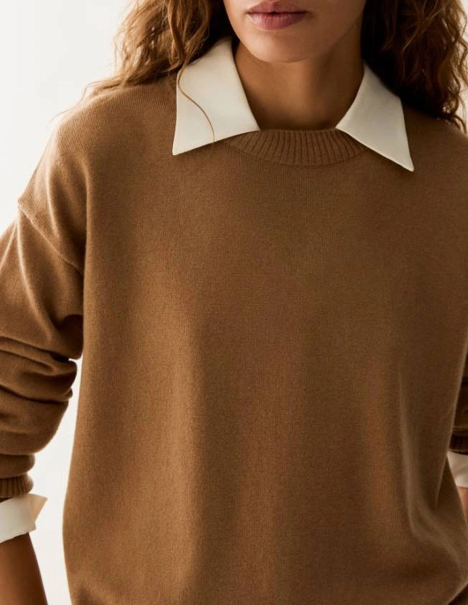 Suéter cuello redondo para mujer
