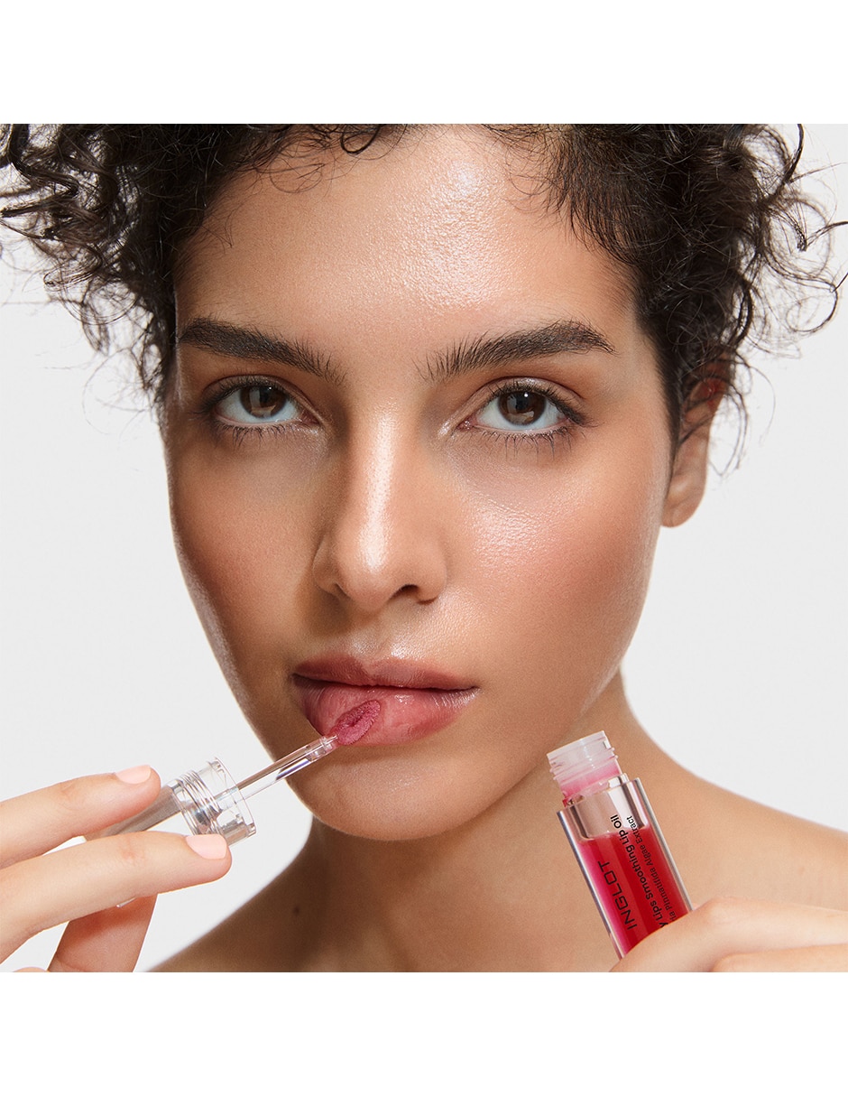 Labial brillante Inglot Juicy-Lips-Smmothig-