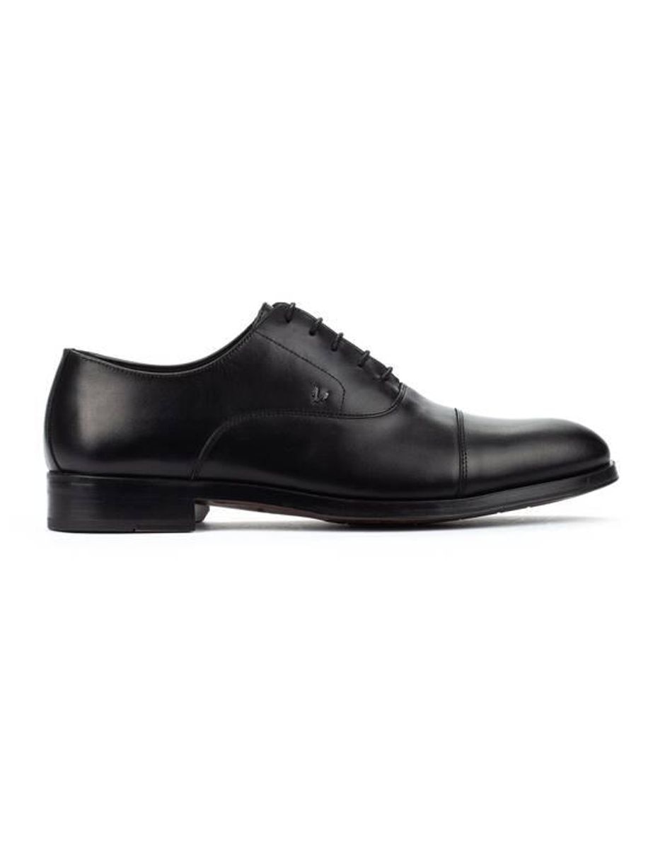 Zapato cerrado para hombre