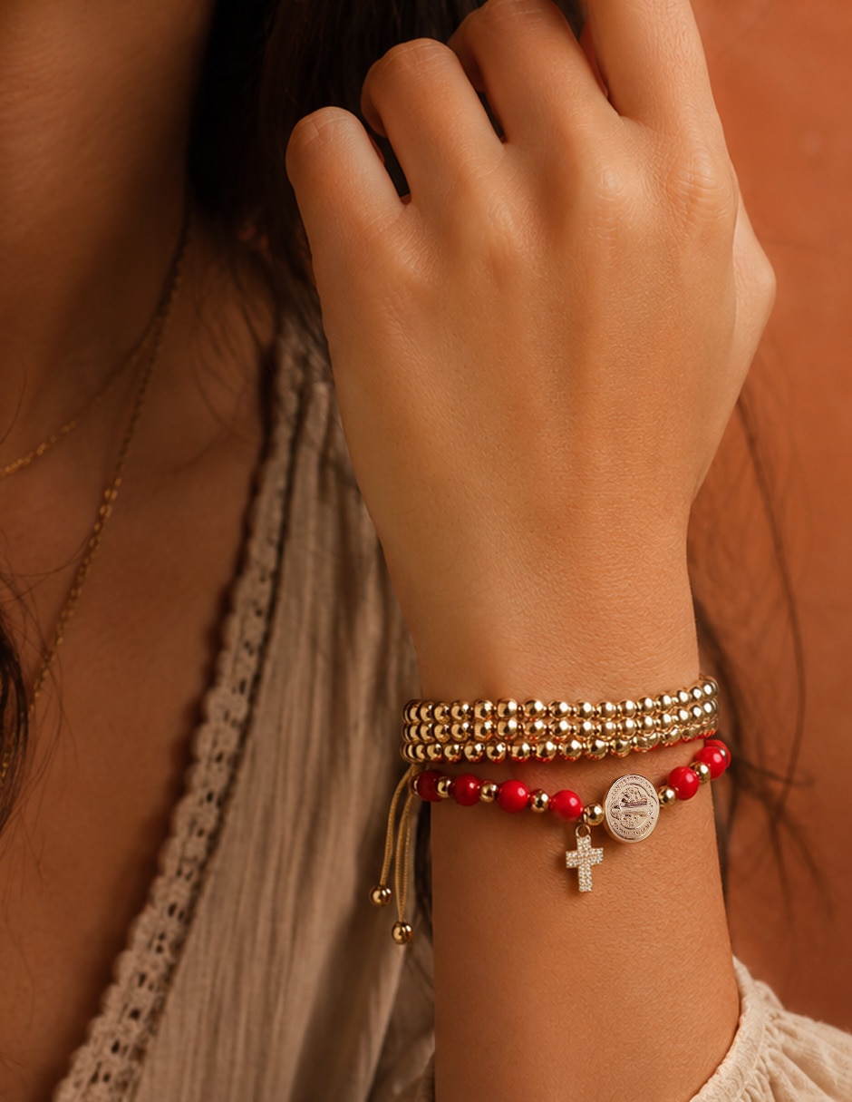Set de brazalete Yoiko con zirconia san benito carmesí acabado baño de oro 18 k