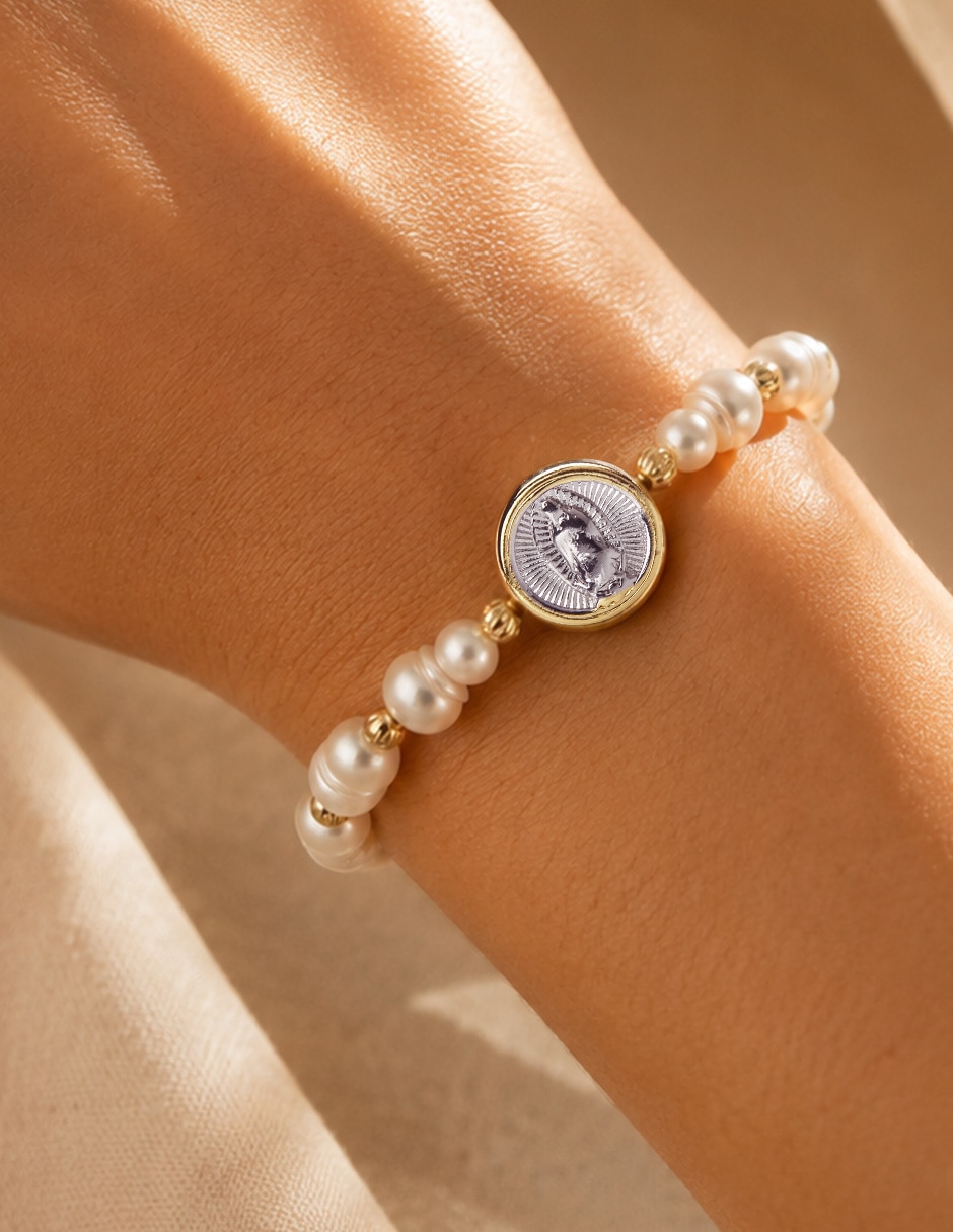 Pulsera Yoiko con perla acabado baño de oro