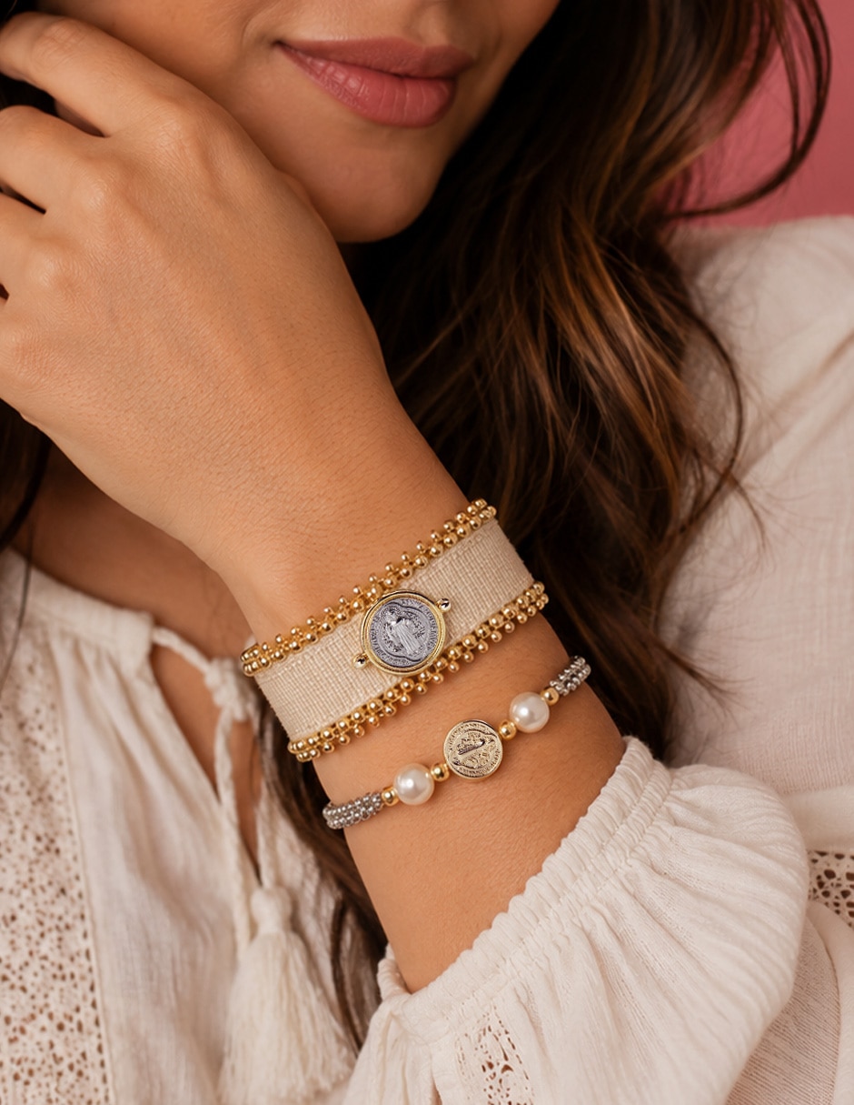 Set de brazalete Yoiko san benito perla acabado baño de oro 18 k