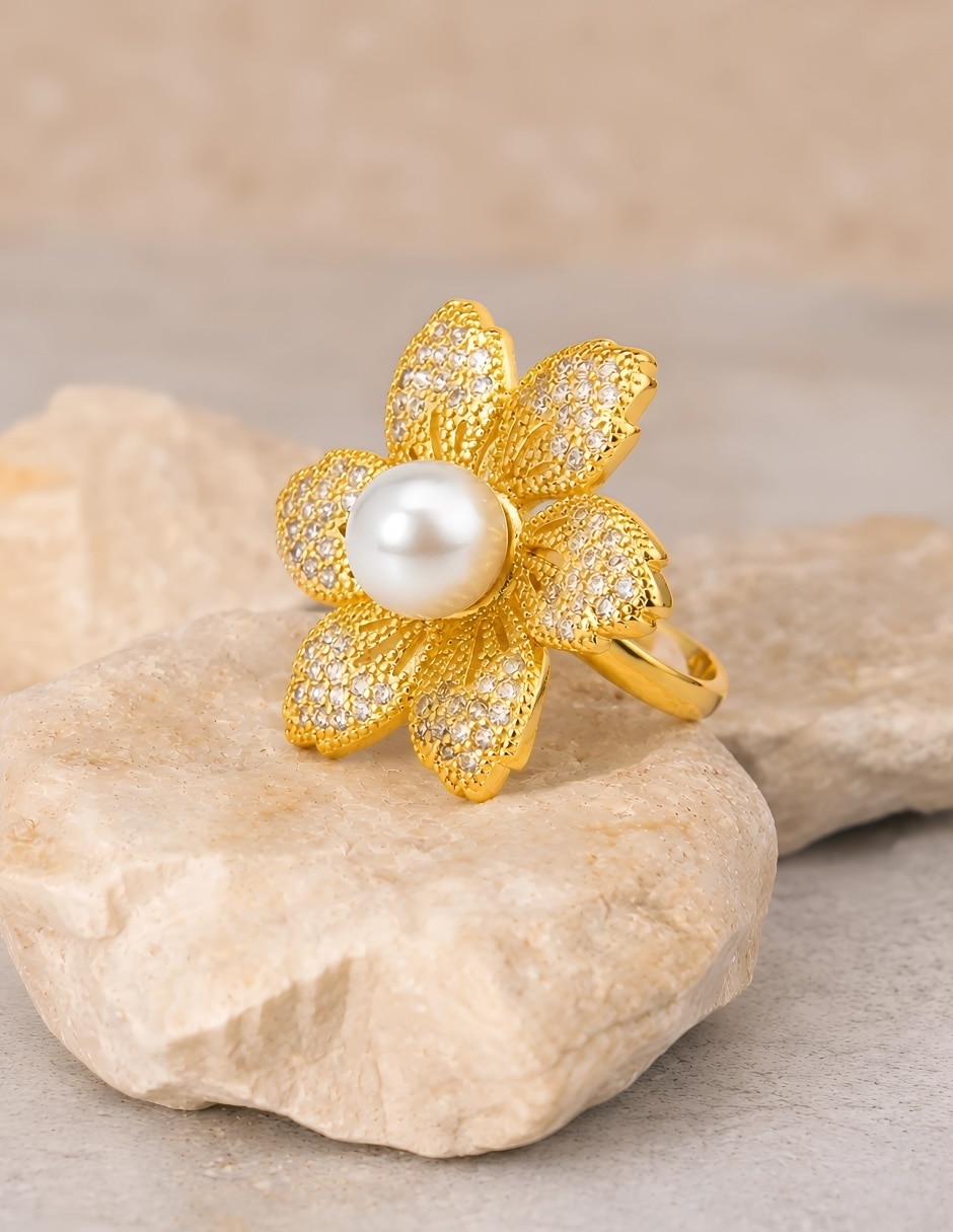 Anillo de flor Yoiko zirconia baño de oro 18k