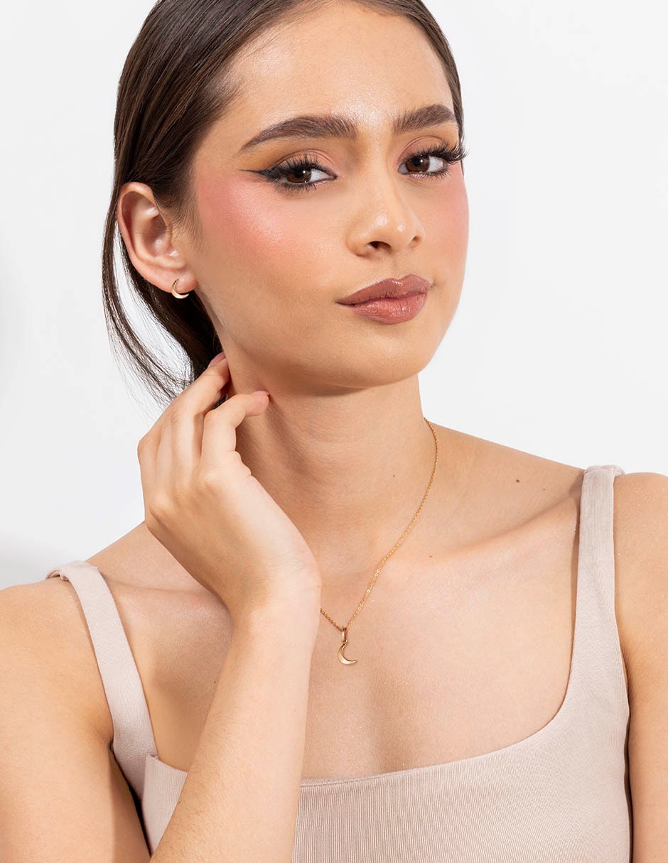 Aretes y collar de Luna Unlimited By Ob de oro amarillo 10 K