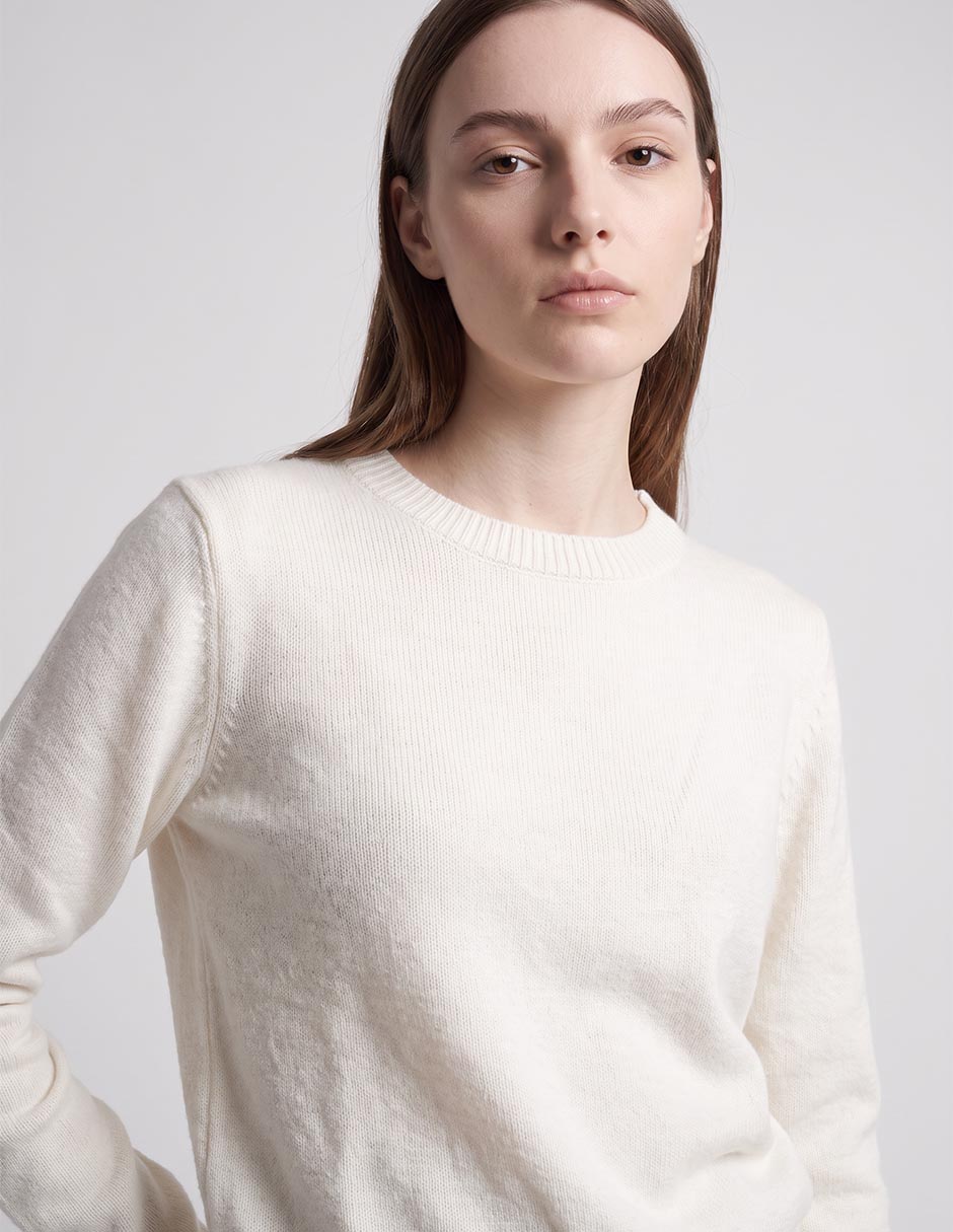 Suéter cuello redondo para mujer 4