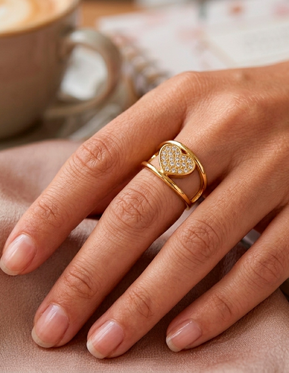 Anillo de corazón nira 14 k de oro laminado brillante