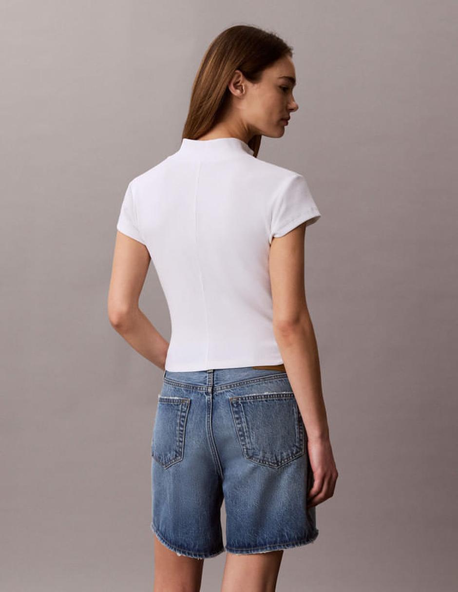 Playera manga corta cuello alto para mujer 5
