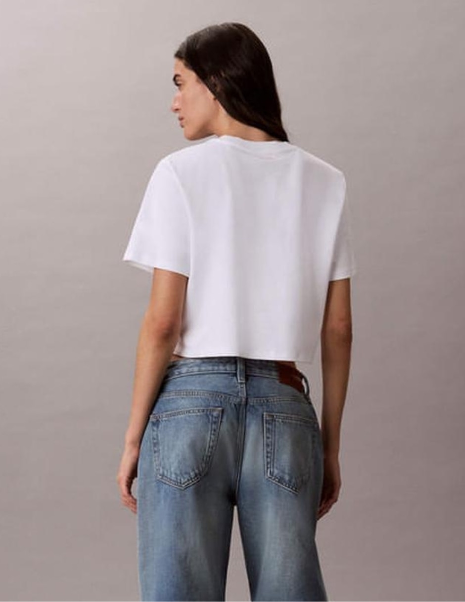 Playera manga corta cuello redondo para mujer 4