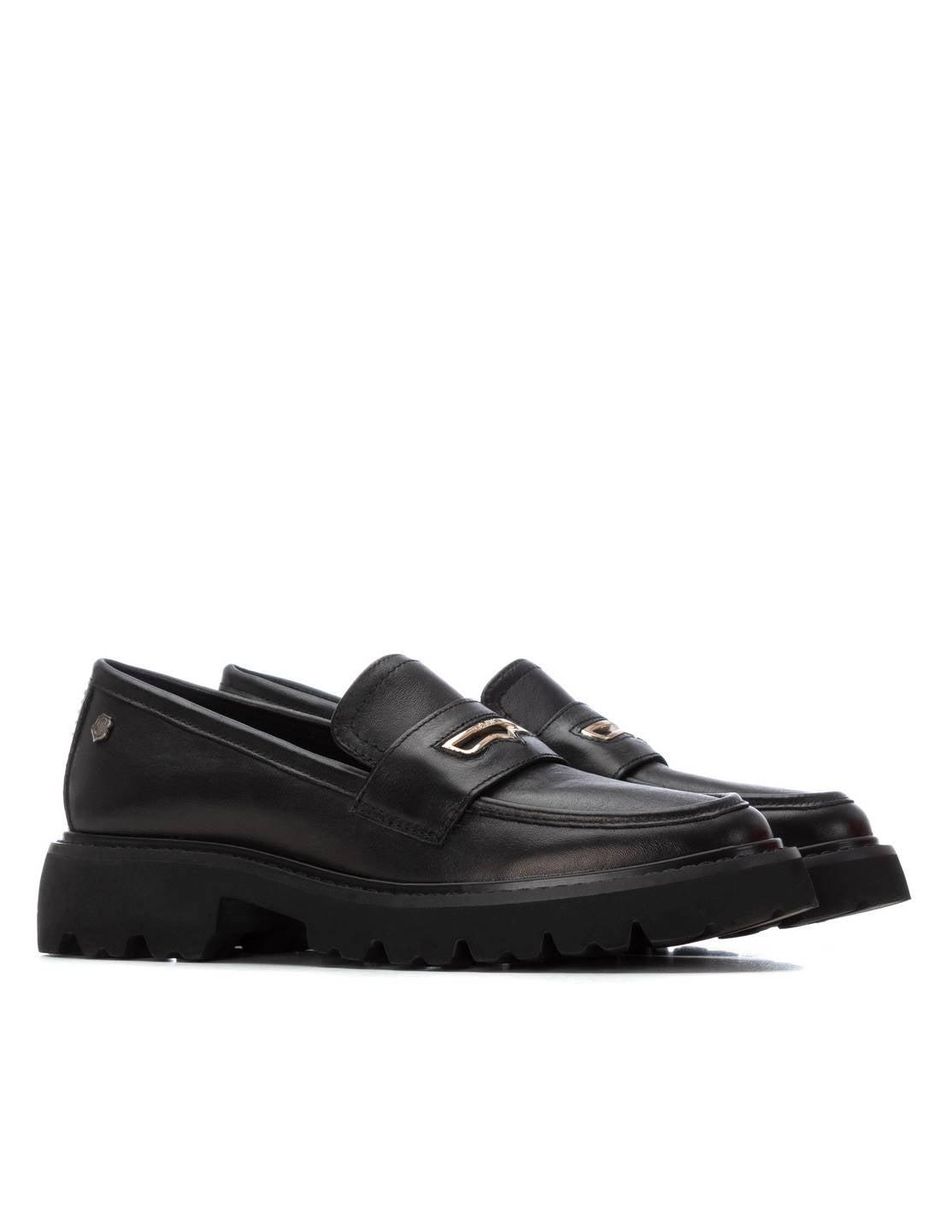 Zapato de piel para mujer