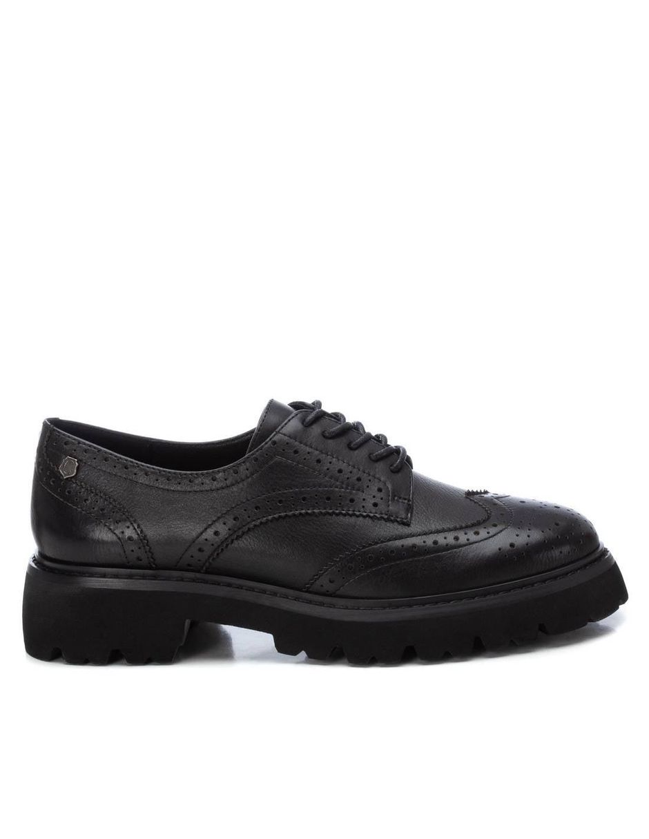 Zapato de piel para mujer
